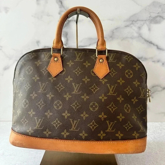 Pre-Loved Louis Vuitton Alma PM - Picture 2 of 11